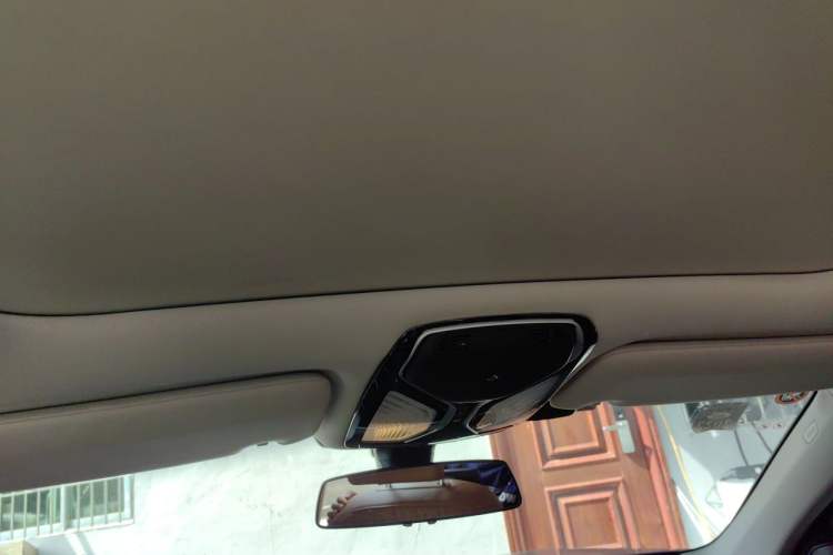 Used BMW 7 Series 2016 730Li Luxury Model Headliner