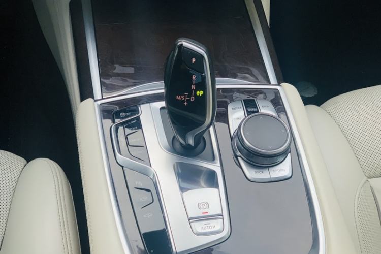 Used BMW 7 Series 2016 750Li xDrive Four-Seat Version Interior 10