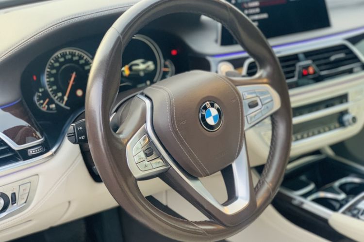 Used BMW 7 Series 2016 750Li xDrive Four-Seat Version Interior 13