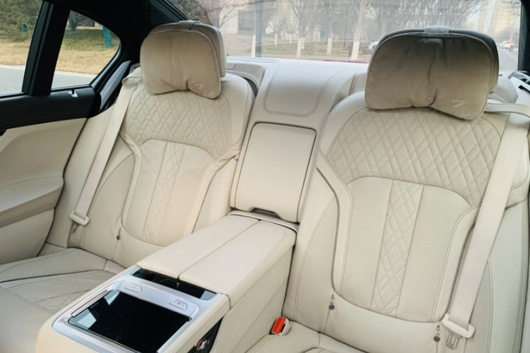 Used BMW 7 Series 2016 750Li xDrive Four-Seat Version Interior 15