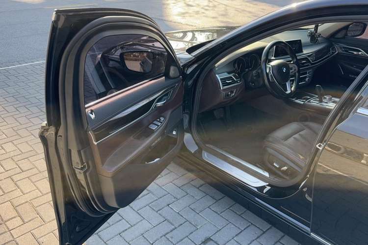 Used BMW 7 Series 2016 730Li Leading Model Interior 3