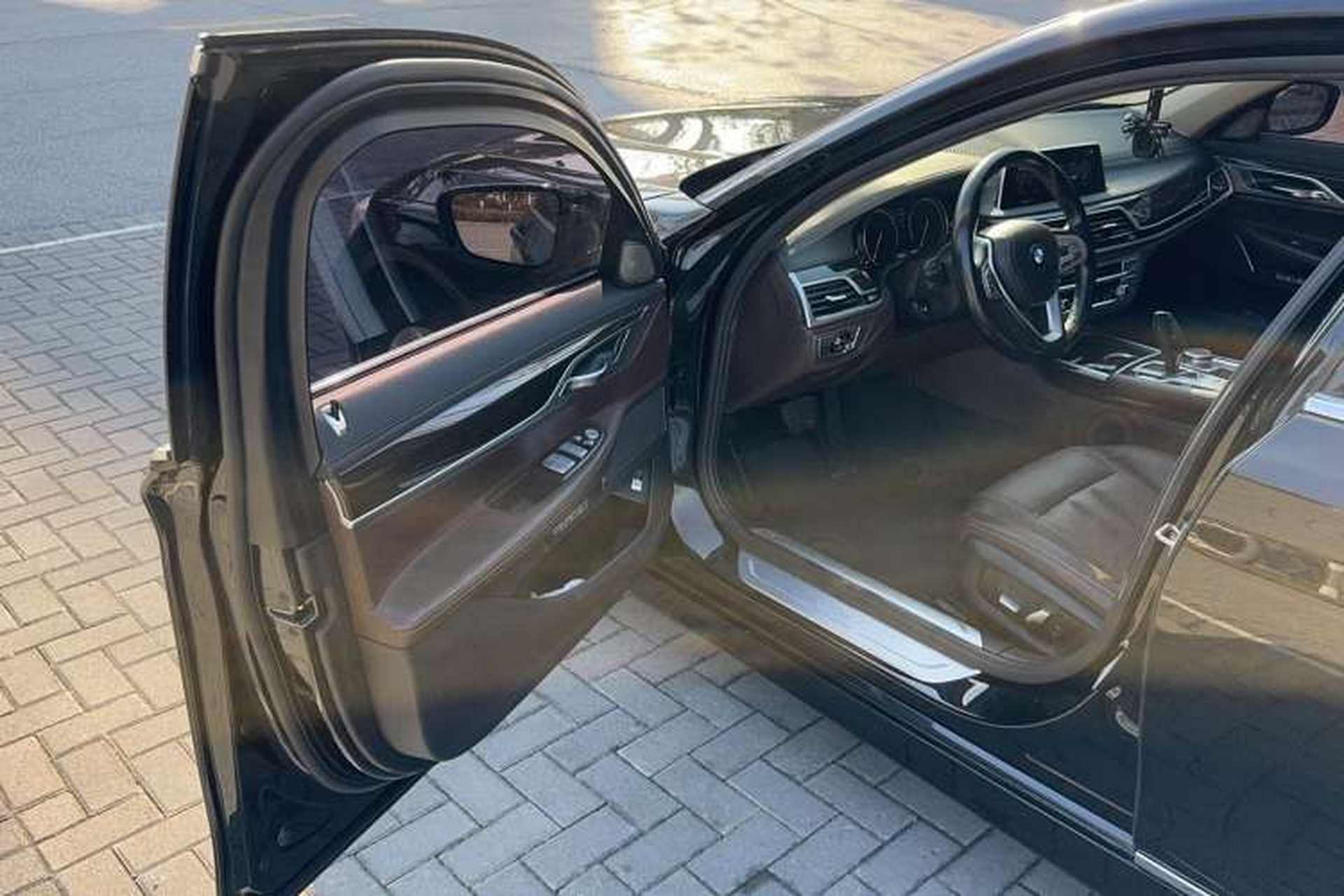 Used BMW 7 Series 2016 730Li Leading Model Interior 3