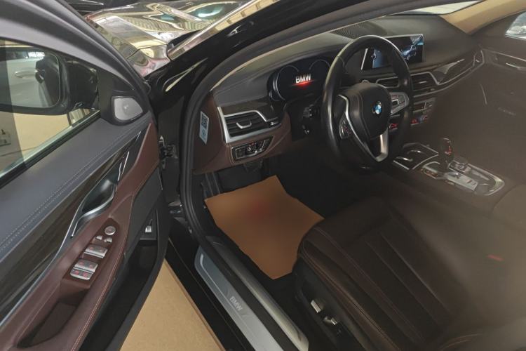 Used BMW 7 Series 2016 730Li Leading Model Interior 3