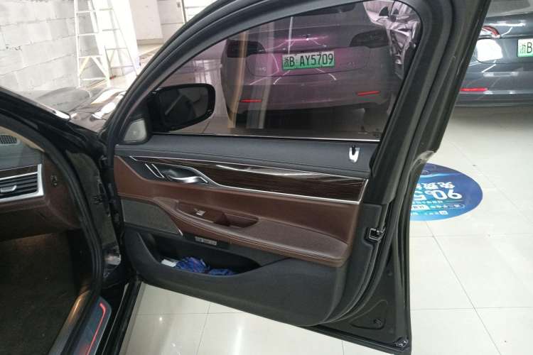 Used BMW 7 Series 2016 730Li Leading Model Interior 5