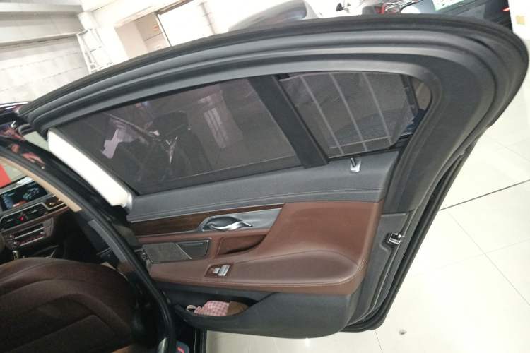 Used BMW 7 Series 2016 730Li Leading Model Interior 6