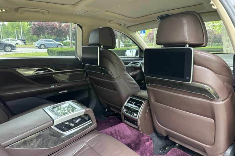 Used BMW 7 Series 2016 730Li Luxury Model Interior 7