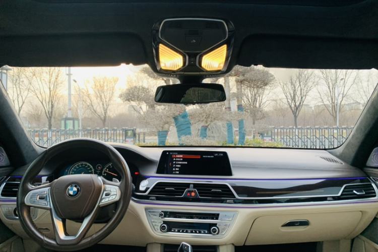 Used BMW 7 Series 2016 750Li xDrive Four-Seat Version Interior 9