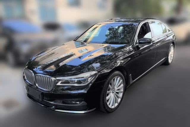 Ojetý BMW 7 Series 2016 740Li Luxury Edition