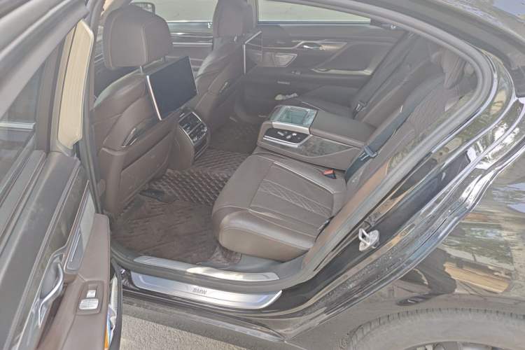 Used BMW 7 Series 2016 730Li Luxury Model Left Rear Seat
