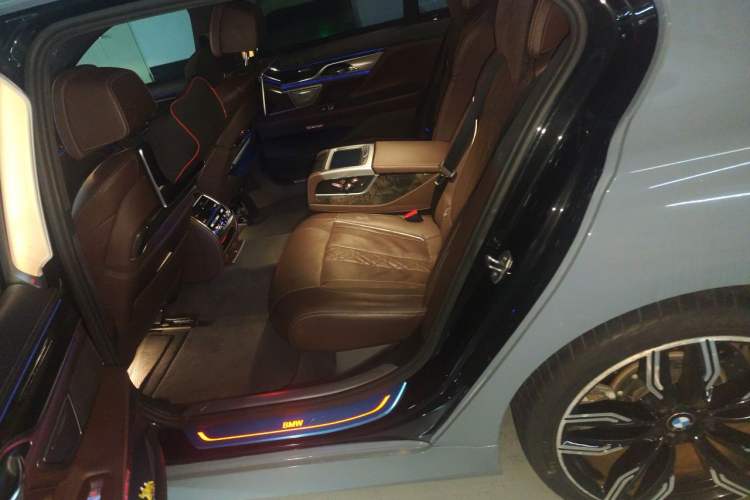 Used BMW 7 Series 2016 730Li Luxury Model Left Rear Seat