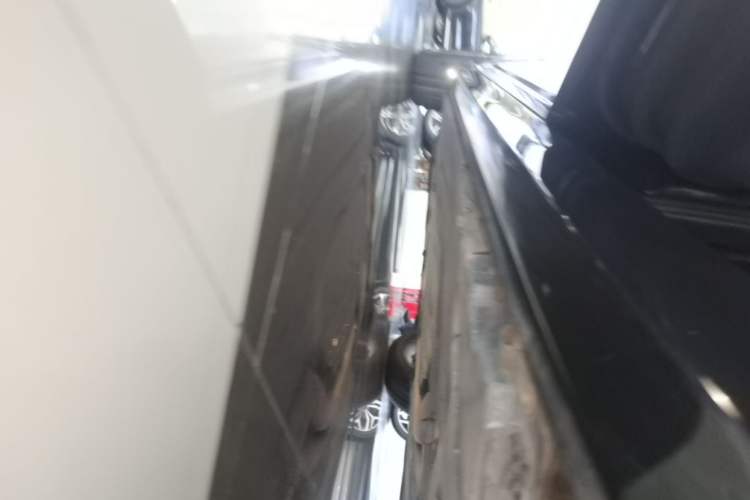 Used BMW 7 Series 2016 730Li Leading Model Left Side Sill