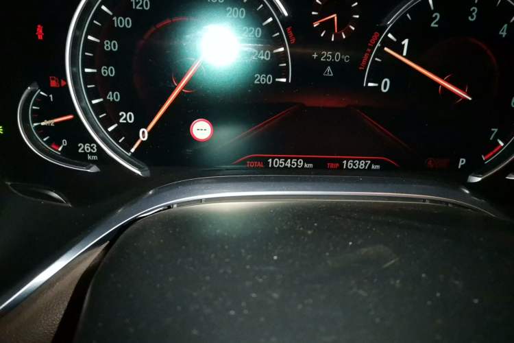 Used BMW 7 Series 2016 740Li Luxury Edition Odometer Close Up