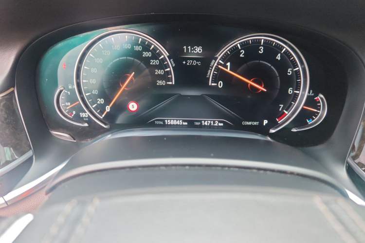 Used BMW 7 Series 2016 740Li Luxury Edition Odometer Close Up