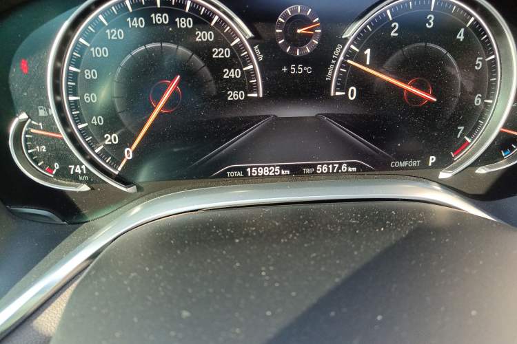 Used BMW 7 Series 2016 730Li Luxury Model Odometer Close Up