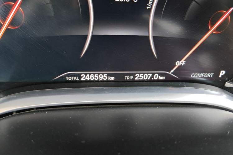 Used BMW 7 Series 2016 730Li Leading Model Odometer Close Up