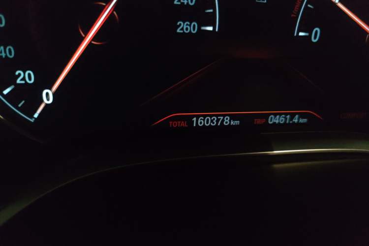 Used BMW 7 Series 2016 730Li Luxury Model Odometer Close Up