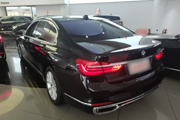 Used BMW 7 Series 2016 730Li Leading Model Rear Left 45 Deg