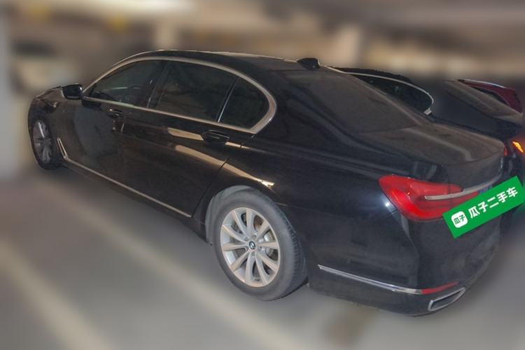 Used BMW 7 Series 2016 730Li Luxury Model Rear Left 45 Deg