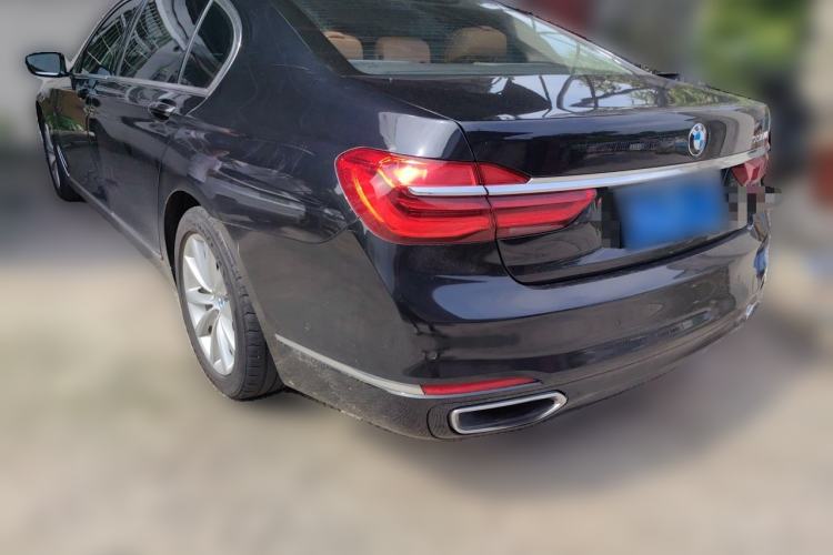 Used BMW 7 Series 2016 730Li Luxury Model Rear Left 45 Deg