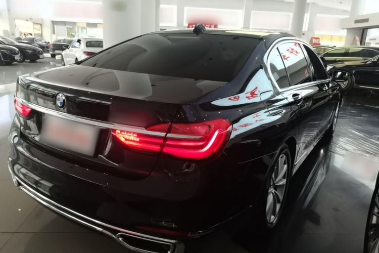 Used BMW 7 Series 2016 730Li Leading Model Rear Right 45 Deg