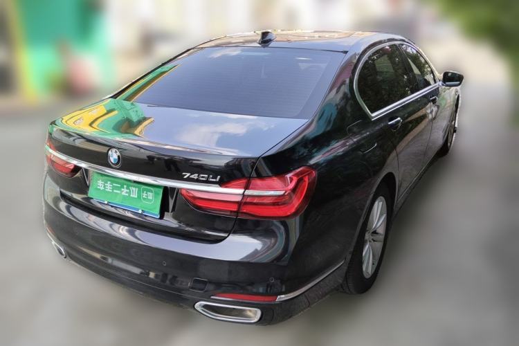 Used BMW 7 Series 2016 730Li Luxury Model Rear Right 45 Deg