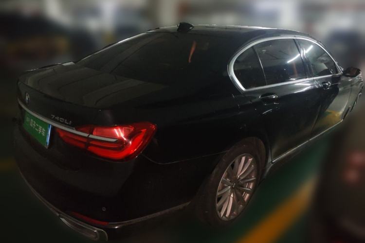 Used BMW 7 Series 2016 740Li Luxury Edition Rear Right 45 Deg
