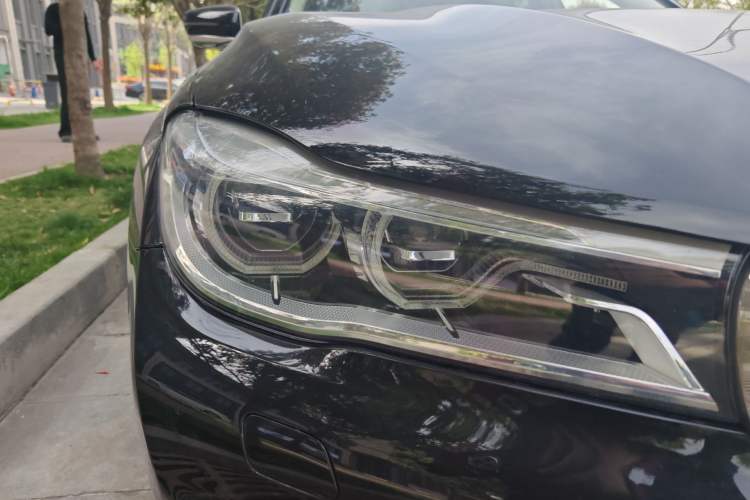 Used BMW 7 Series 2016 740Li Luxury Edition Right Front Headlight