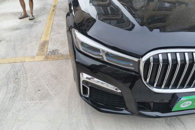 Used BMW 7 Series  Right Front Headlight