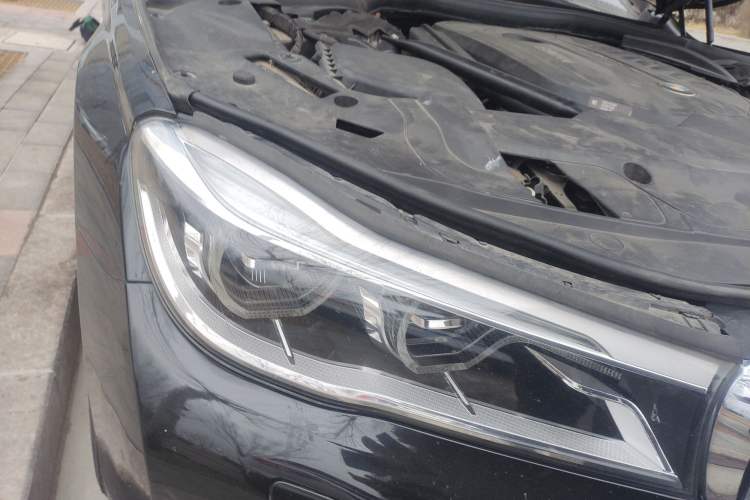 Used BMW 7 Series 2016 740Li Luxury Edition Right Front Headlight