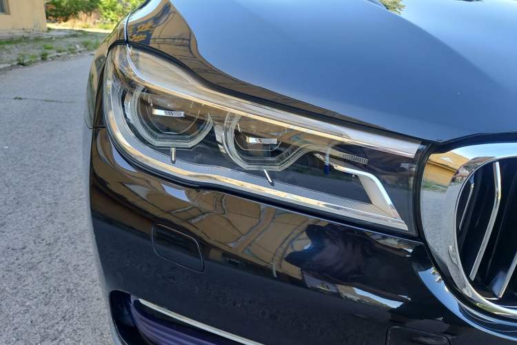 Used BMW 7 Series 2016 730Li Luxury Model Right Front Headlight