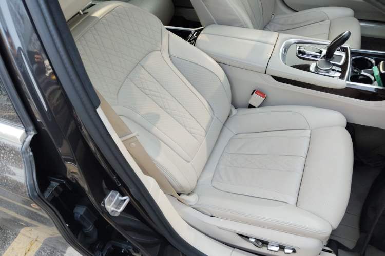 Used BMW 7 Series 2016 750Li xDrive Four-Seat Version Right Front Seat