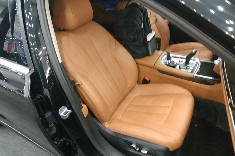 Used BMW 7 Series 2016 730Li Leading Model Right Front Seat