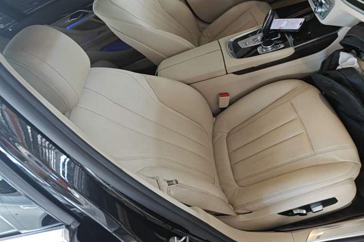 Used BMW 7 Series 2016 730Li Leading Model Right Front Seat