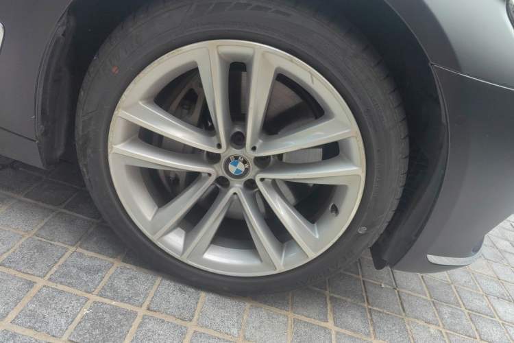 Used BMW 7 Series 2016 750Li xDrive Four-Seat Version Right Front Wheel Hub
