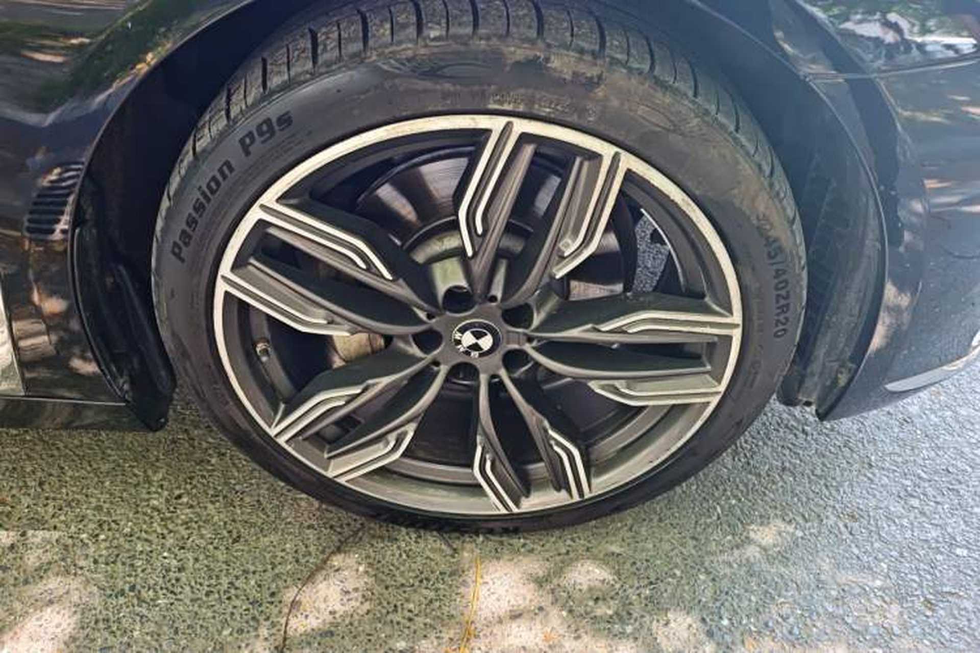 Used BMW 7 Series 2016 730Li Leading Model Right Front Wheel Hub