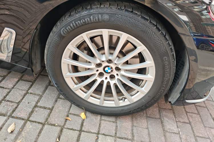 Used BMW 7 Series 2016 730Li Leading Model Right Front Wheel Hub