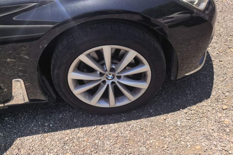 Used BMW 7 Series 2016 730Li Leading Model Right Front Wheel Hub
