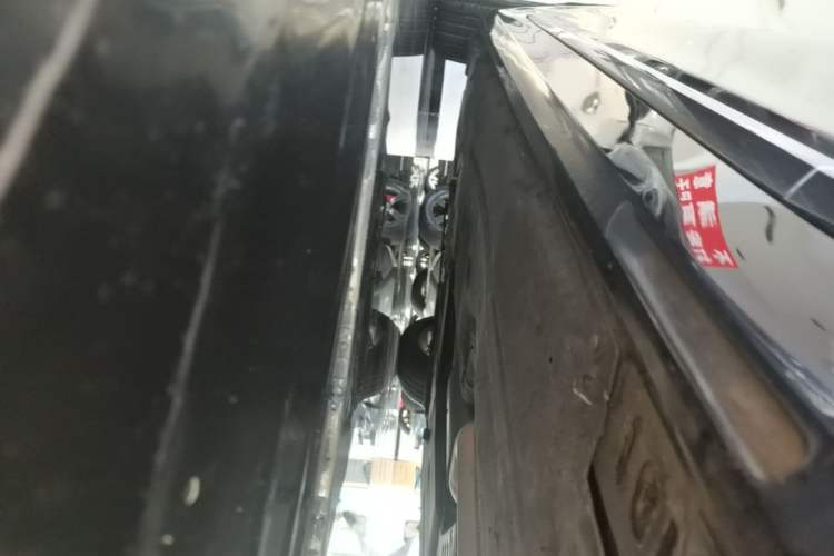 Used BMW 7 Series 2016 730Li Leading Model Right Side Sill