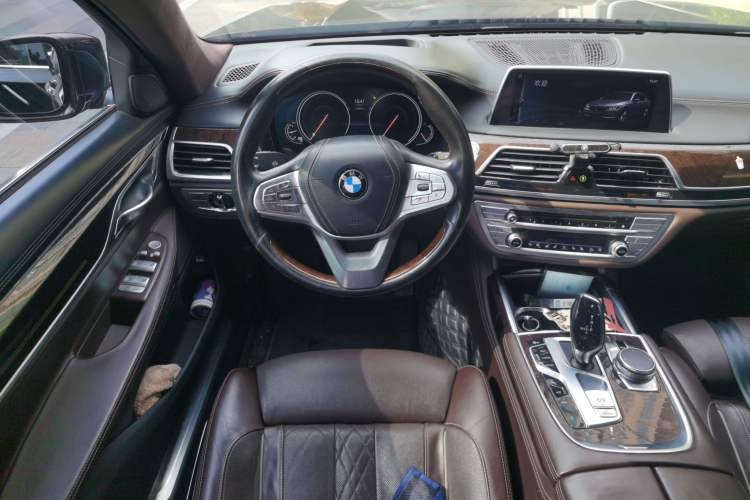 Used BMW 7 Series 2016 740Li Luxury Edition Steering Wheel