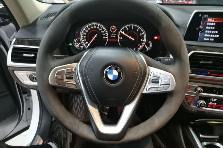 Used BMW 7 Series 2016 730Li Leading Model Steering Wheel