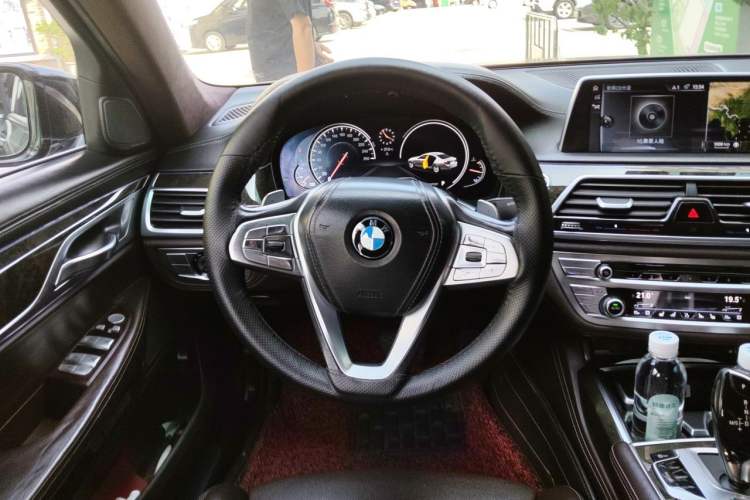 Used BMW 7 Series 2016 730Li Luxury Model Steering Wheel