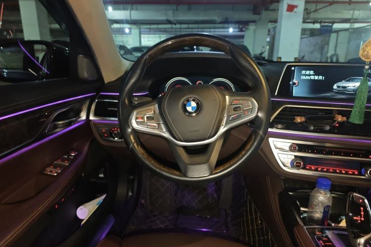 Used BMW 7 Series 2016 730Li Luxury Model Steering Wheel