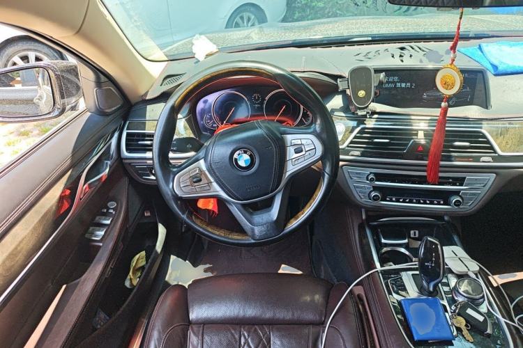 Used BMW 7 Series 2016 730Li Luxury Model Steering Wheel