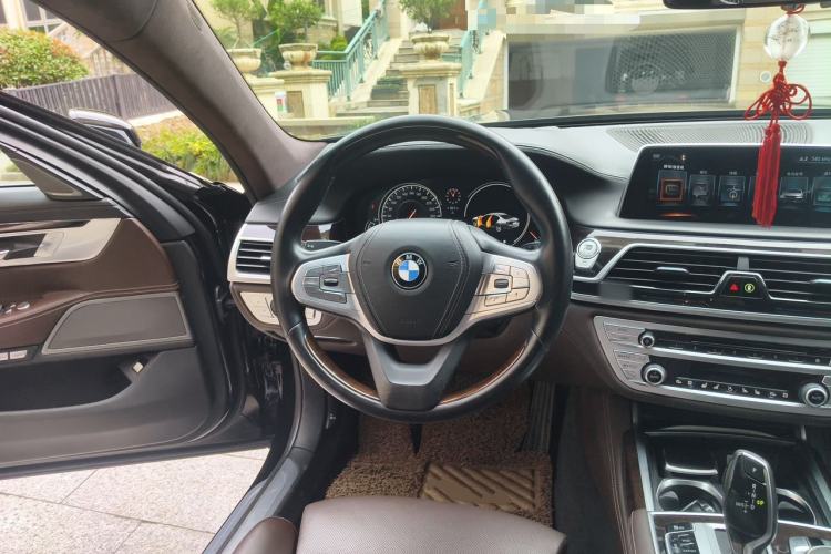 Used BMW 7 Series 2016 740Li Luxury Edition Steering Wheel