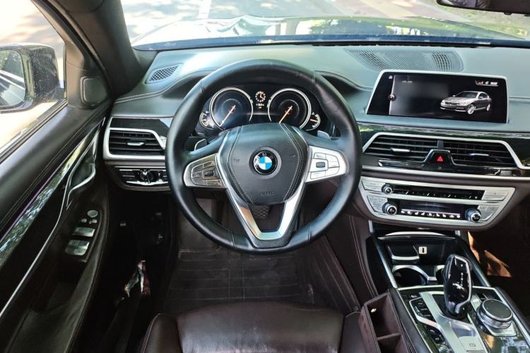 Used BMW 7 Series 2016 730Li Luxury Model Steering Wheel