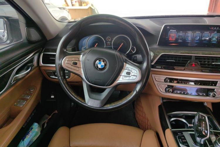 Used BMW 7 Series 2016 730Li Luxury Model Steering Wheel
