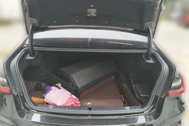 Used BMW 7 Series  Trunk