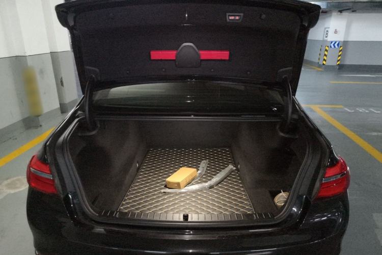 Used BMW 7 Series 2016 740Li Luxury Edition Trunk
