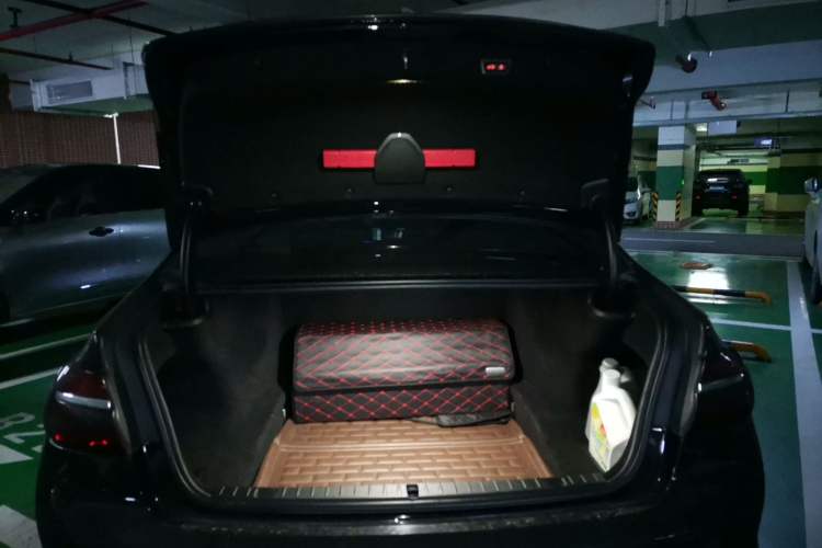 Used BMW 7 Series 2016 740Li Luxury Edition Trunk