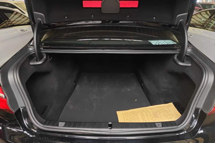 Used BMW 7 Series 2016 730Li Leading Model Trunk